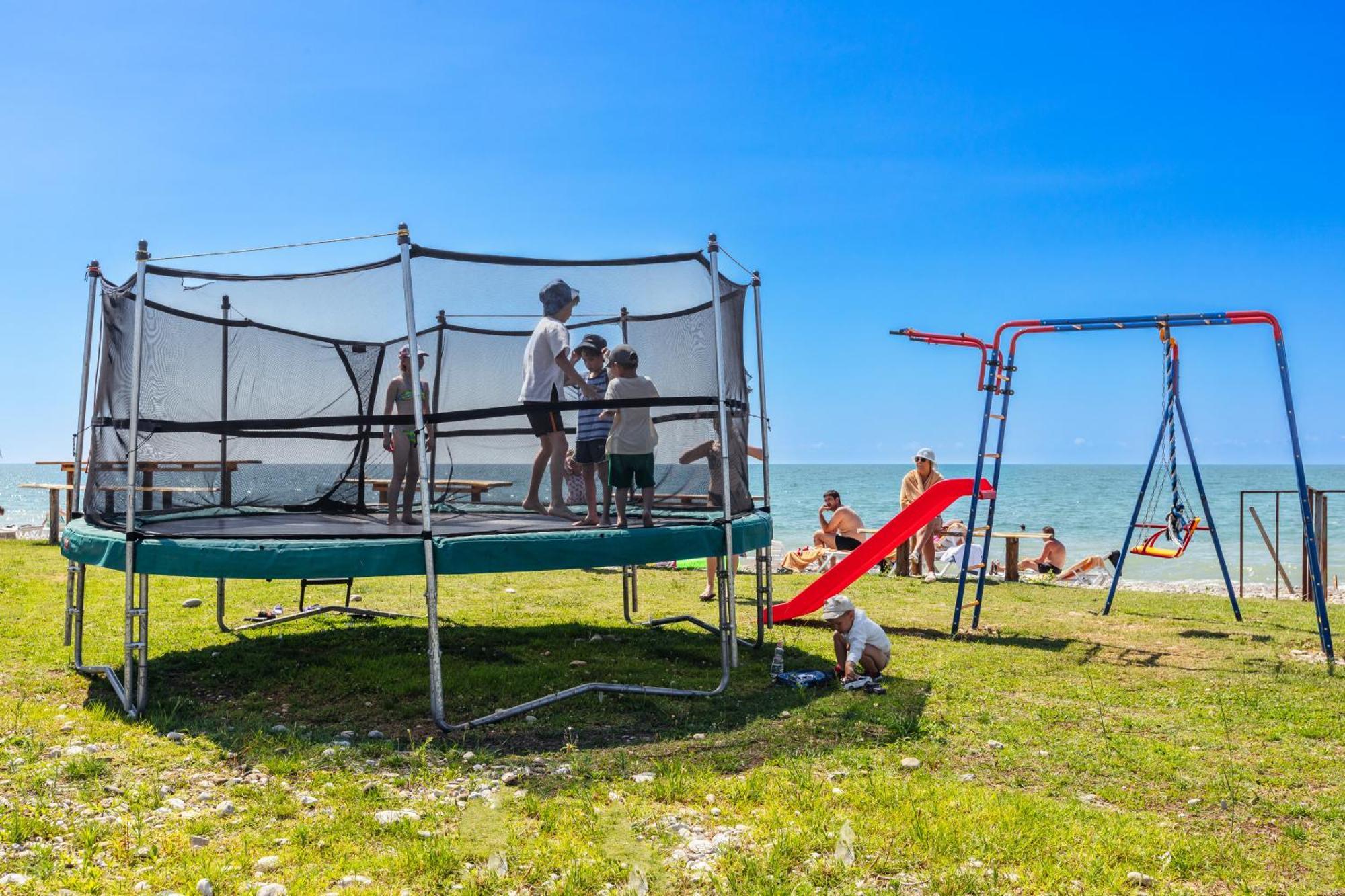 Отель Папа-Дом Gudauta Bagian luar foto